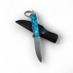 Мини нож с фиксирано острие и синьо мраморна дръжка – ключодържател с кания