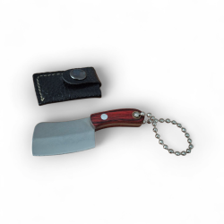 Мини сатър с дървена дръжка и кожена кания – ключодържател