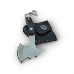 Мини брадвичка с дървена дръжка и кожена кания – ключодържател