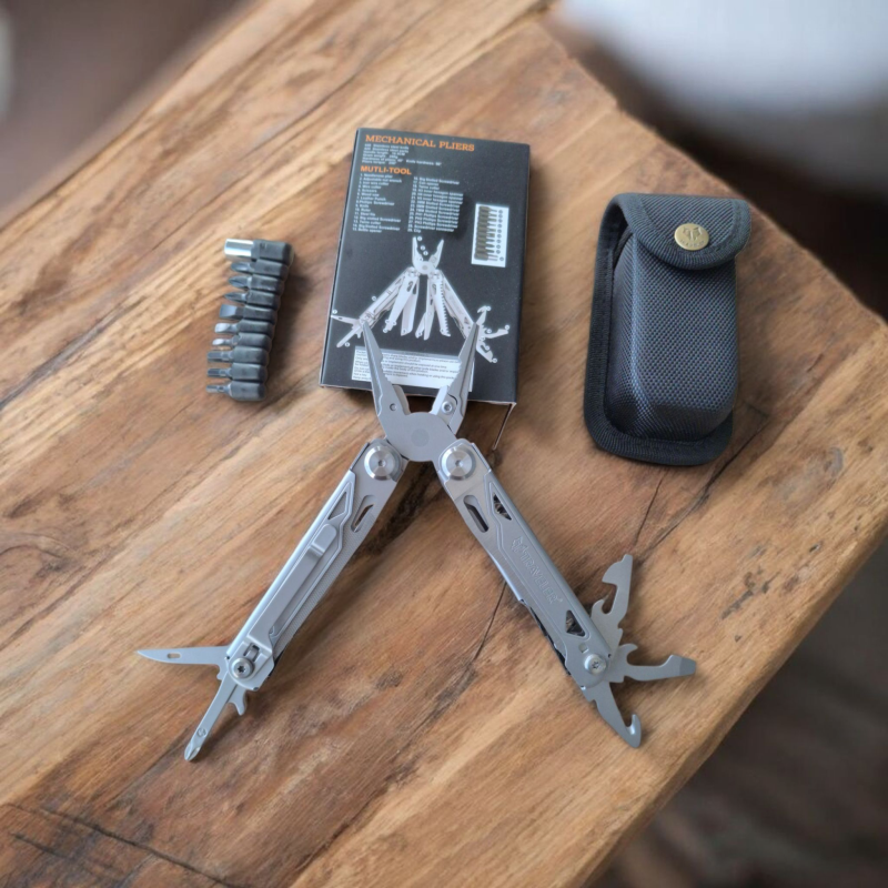 Traveler Multi-tool – здрав и компактен инструмент за всеки ден Механични клещи и нож в комплект Traveler