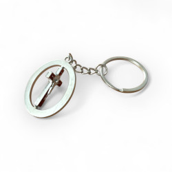 Метален ключодържател с въртящ се кръст и Христово Разпятие – 4х3 см  : Вярата в движение