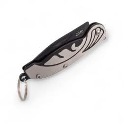 Сгъваем нож модел 2040 с декоративна дръжка и ключодържател – израз на стил и практичност