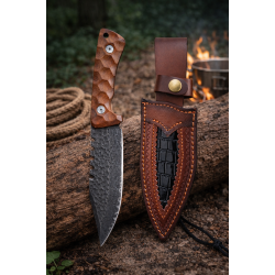 Ловен нож „Forest Edge“ – VG10 стомана, розово дърво и кожена кания