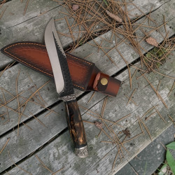 Ловен нож „Resin Wood Hunter“ – стил и практичност за ежедневни задачи