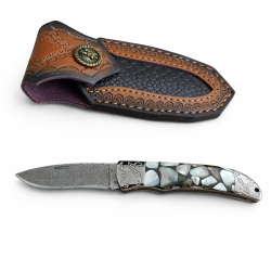 Сгъваем нож „Pearl Damascus“ – елегантност и майсторска изработка