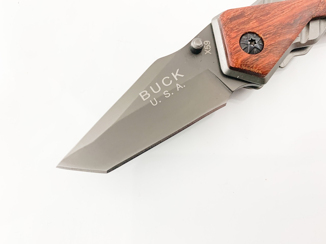 Сгъваем джобен нож с иноксово покритие и дървени чирени Buck X59 Сгъваем джобен нож с иноксово покритие и дървени чирени Buck X59