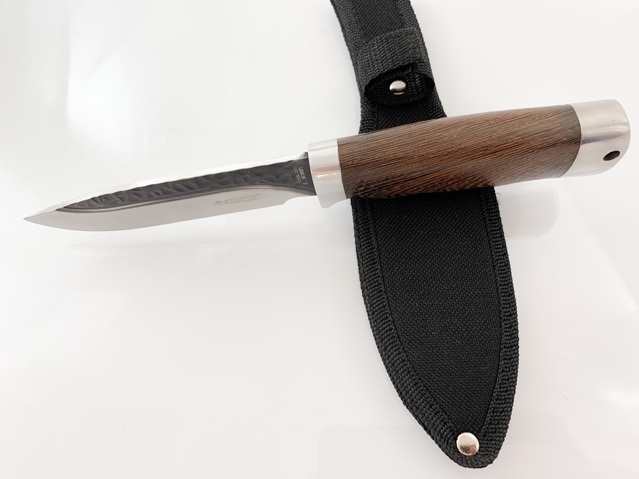 Руски ловен нож подходящ за дране Kandar steel 65x13