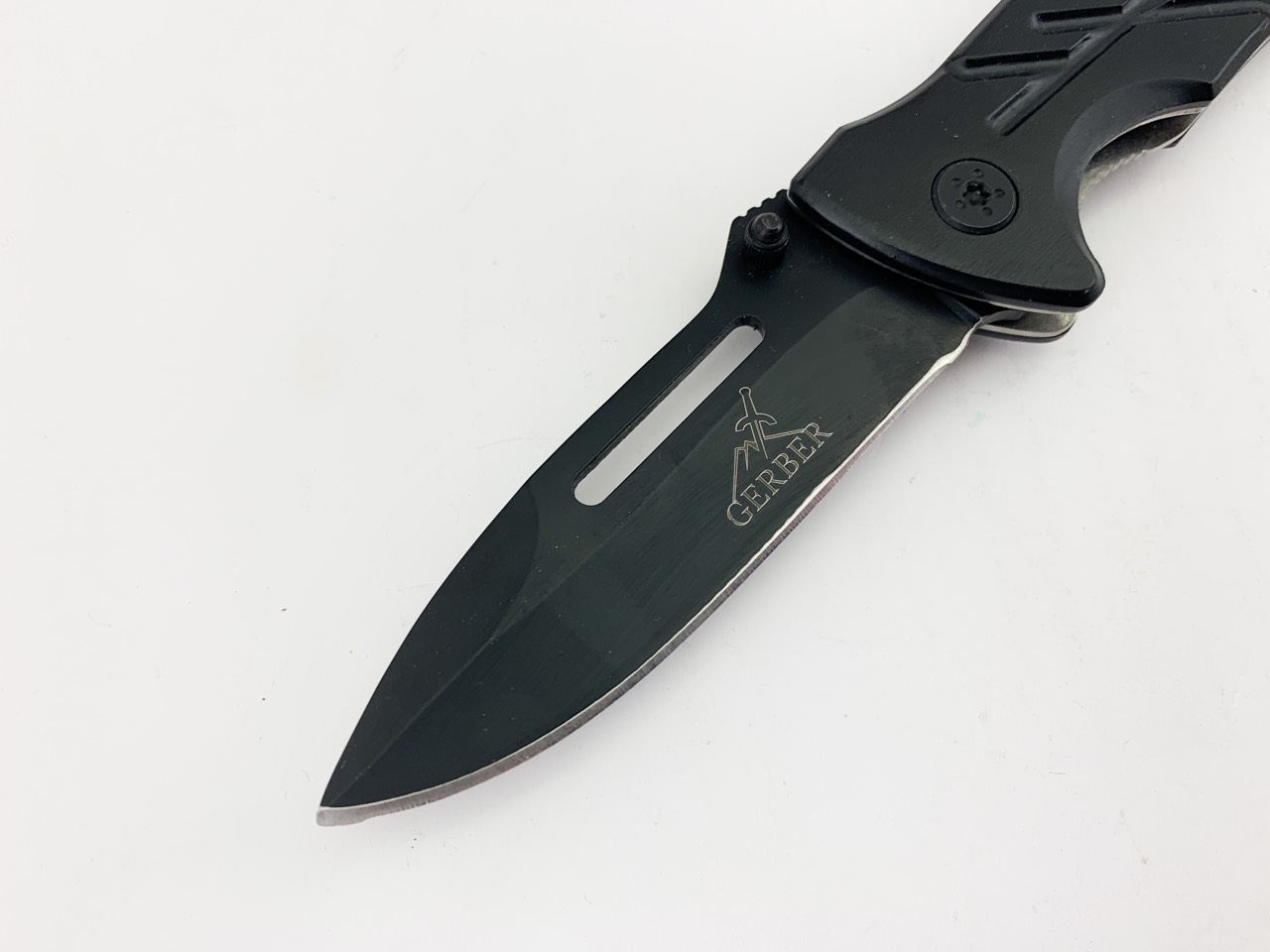 Сгъваем джобен нож с черно покритие Gerber