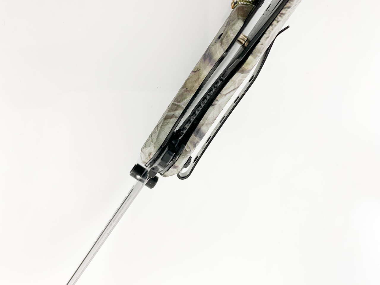 Сгъваем нож Böker Magnum Camo Companion 01LG097