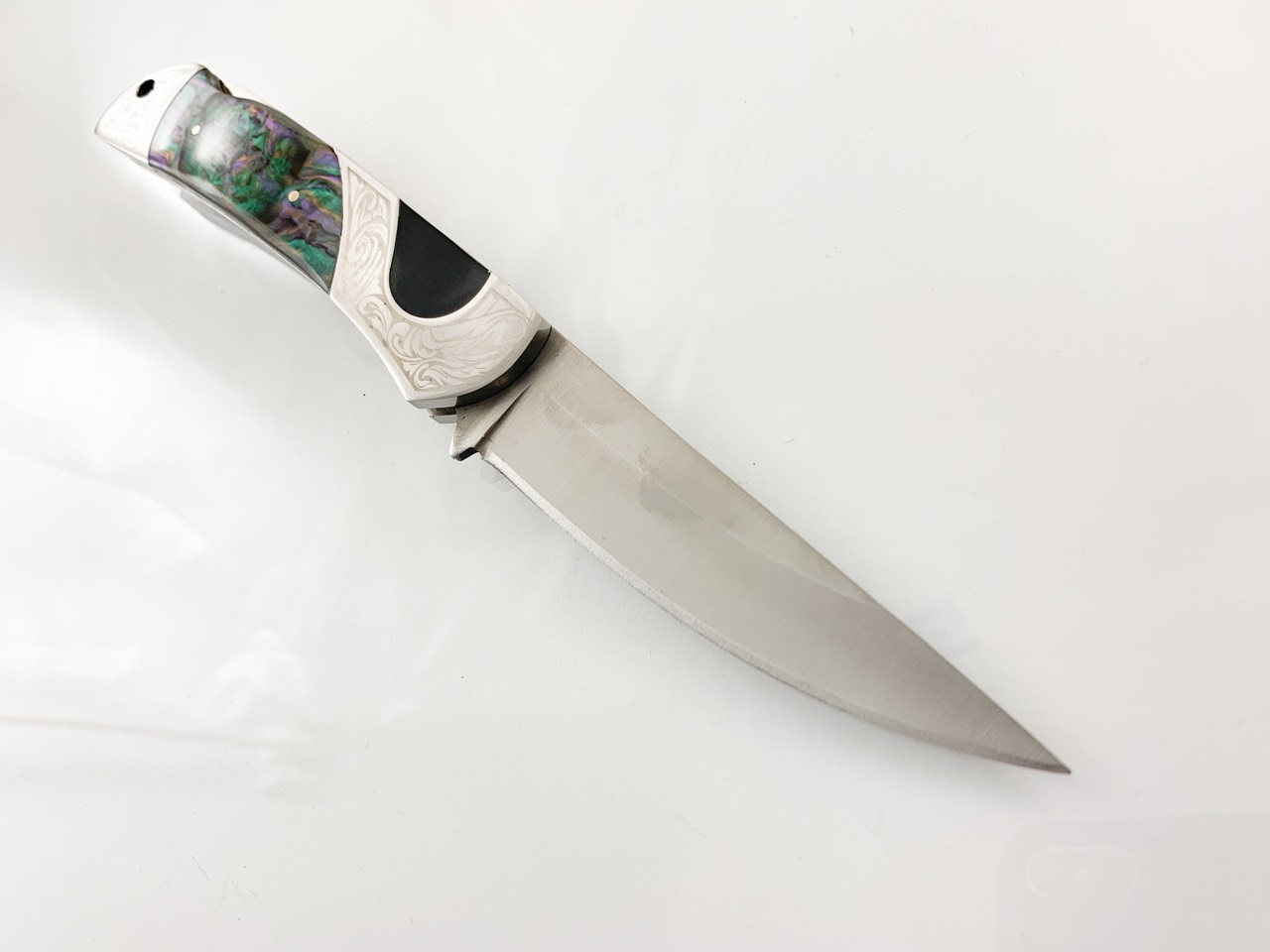 Сгъваем джобен нож голям и масивен с Columbia 260