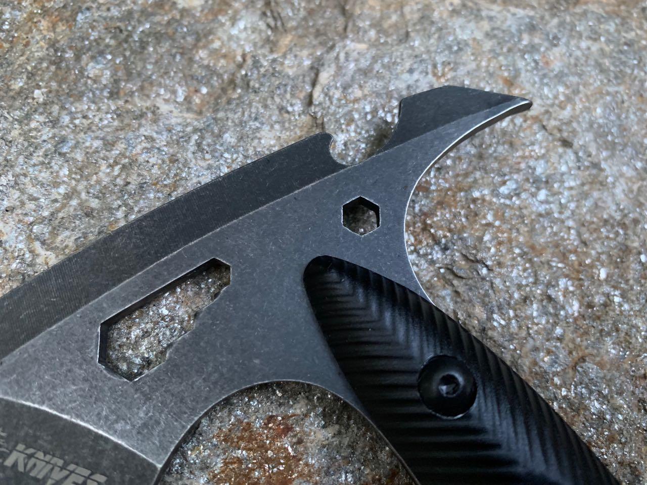 Тактическа малка брадвичка за всекидневна употреба цвят скала Knives