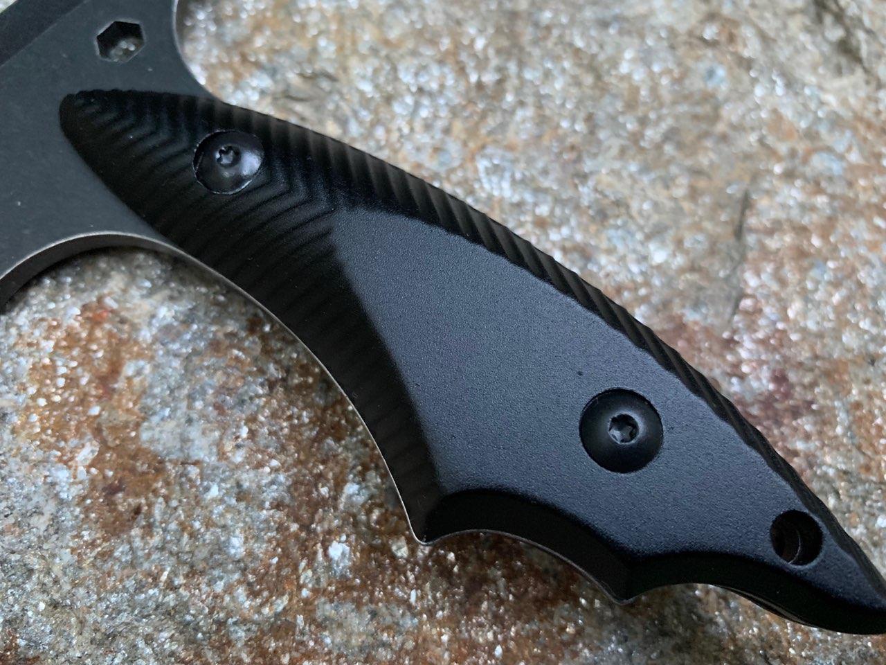 Тактическа малка брадвичка за всекидневна употреба цвят скала Knives