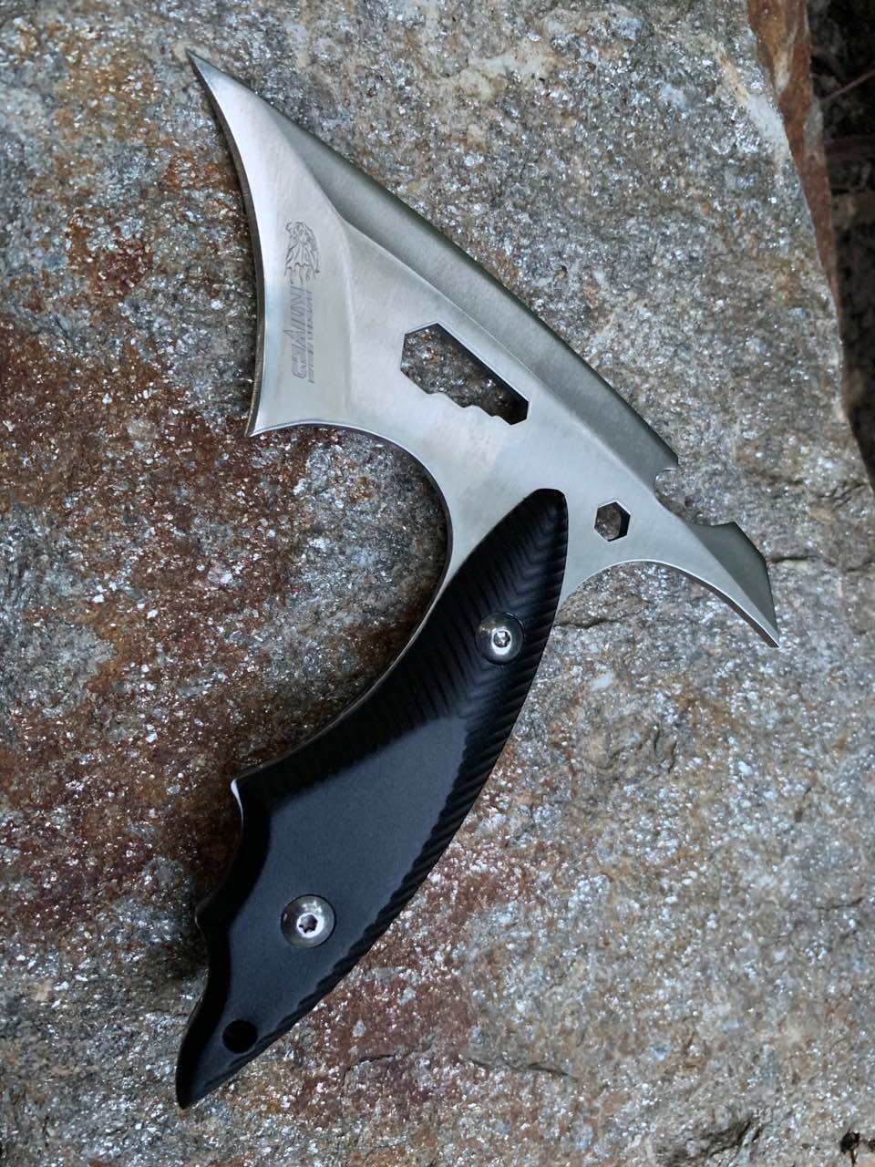 Тактическа малка брадвичка за всекидневна употреба Knives