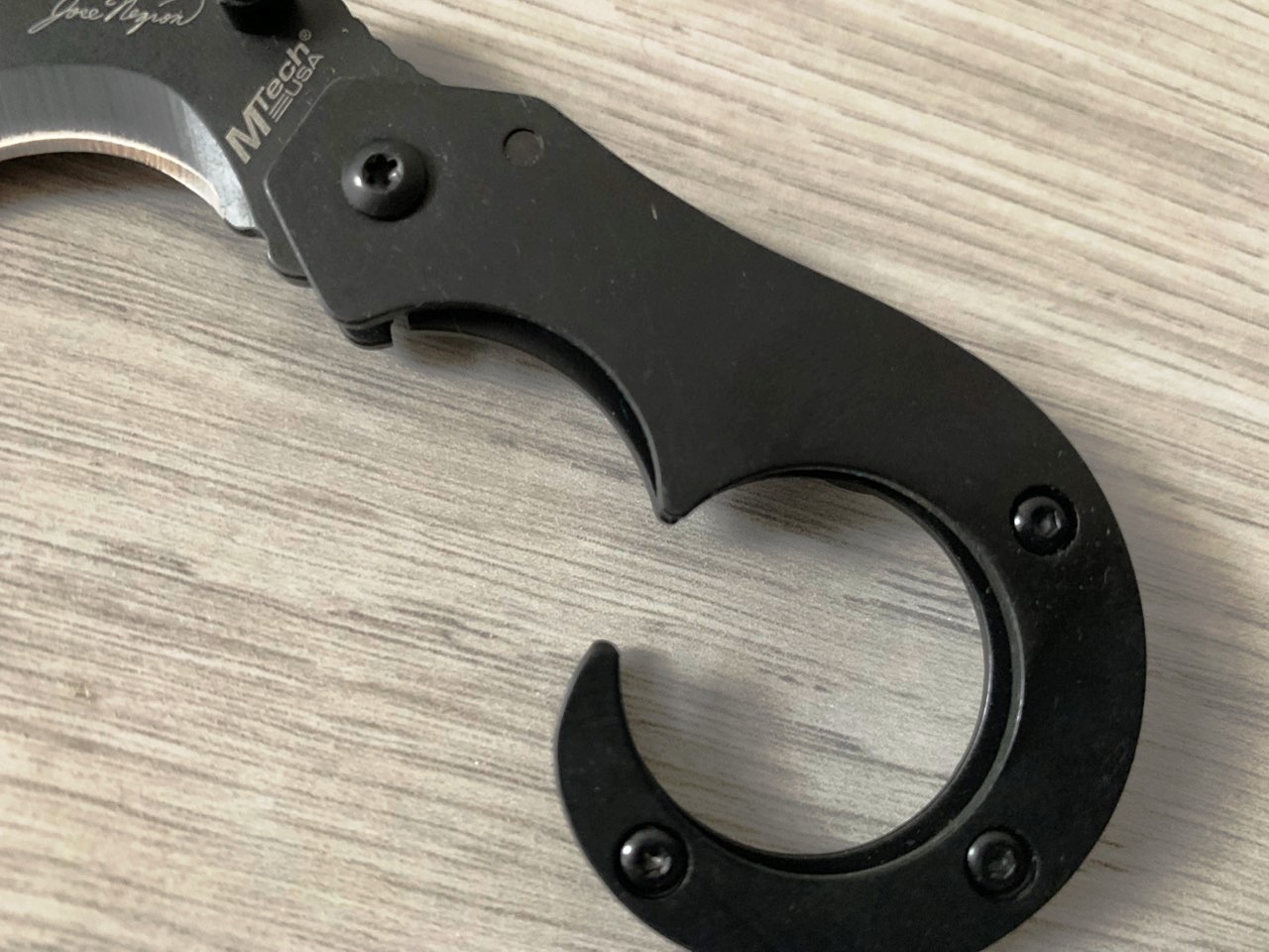 Малък джобен карамбит Mtech Black