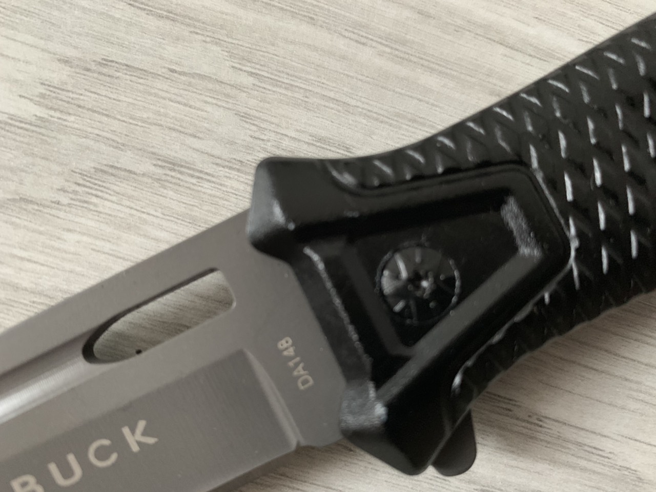 Сгъваем автоматичен нож Buck- Da 148 Black color