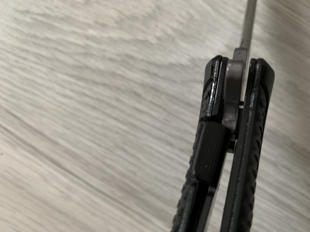 Сгъваем автоматичен нож Buck- Da 148 Black color