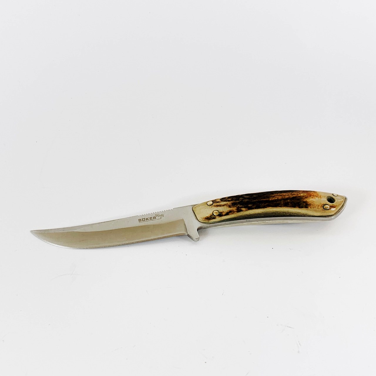 Ловен нож фултанг конструкция чирени от еленов рог LIMITED EDITIONS Boker plus Ловен нож фултанг конструкция чирени от еленов рог LIMITED EDITIONS Boker plus