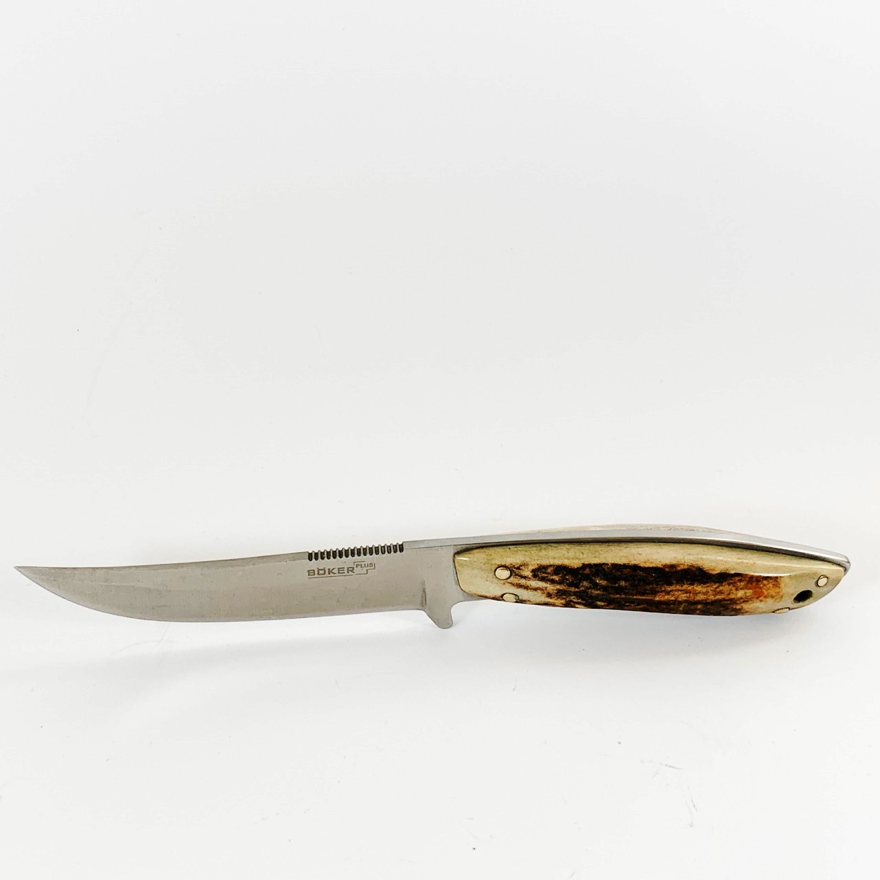Ловен нож фултанг конструкция чирени от еленов рог LIMITED EDITIONS Boker plus Ловен нож фултанг конструкция чирени от еленов рог LIMITED EDITIONS Boker plus