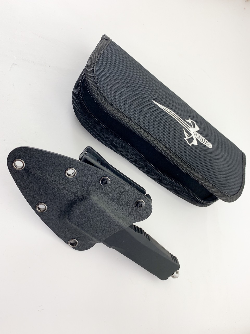 Сгъваем автоматичен нож Microtech Marfione Custom VT-11 Venomtech D/E Stonewash Serrated