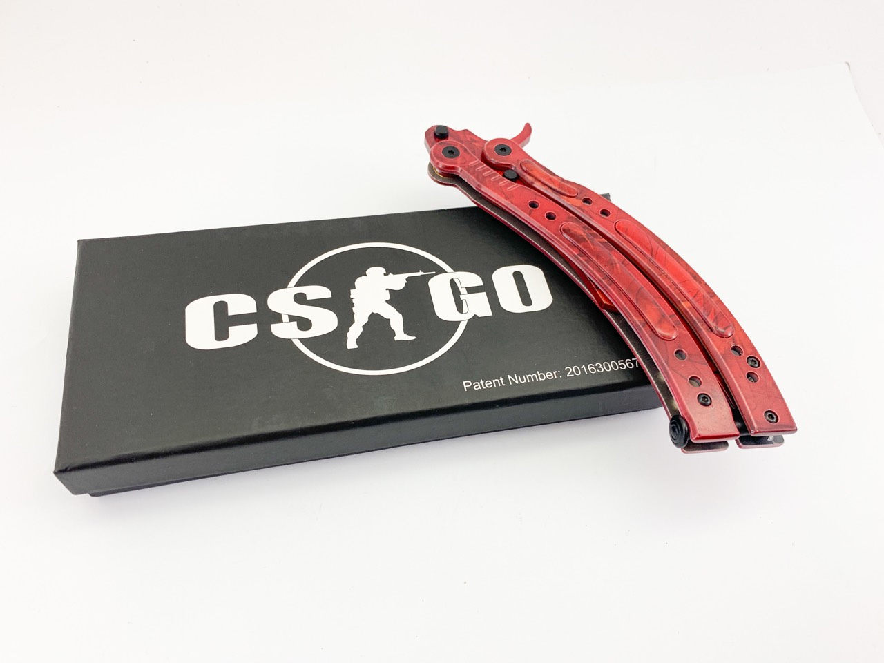 Нож пеперуда тренировъчен - цвят червен CS GO, butterfly knife trainer Нож пеперуда тренировъчен - цвят червен CS GO, butterfly knife trainer