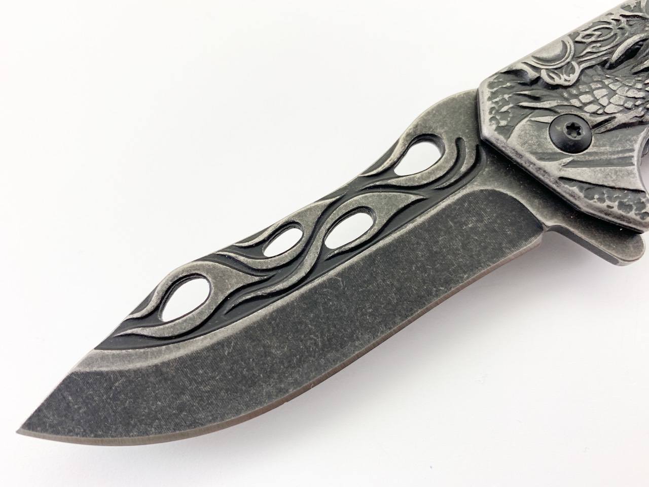 Сгъваем автоматичен нож Boker с инкрустиран Дракон с меч 3D Сгъваем автоматичен нож Boker с инкрустиран Дракон с меч 3D