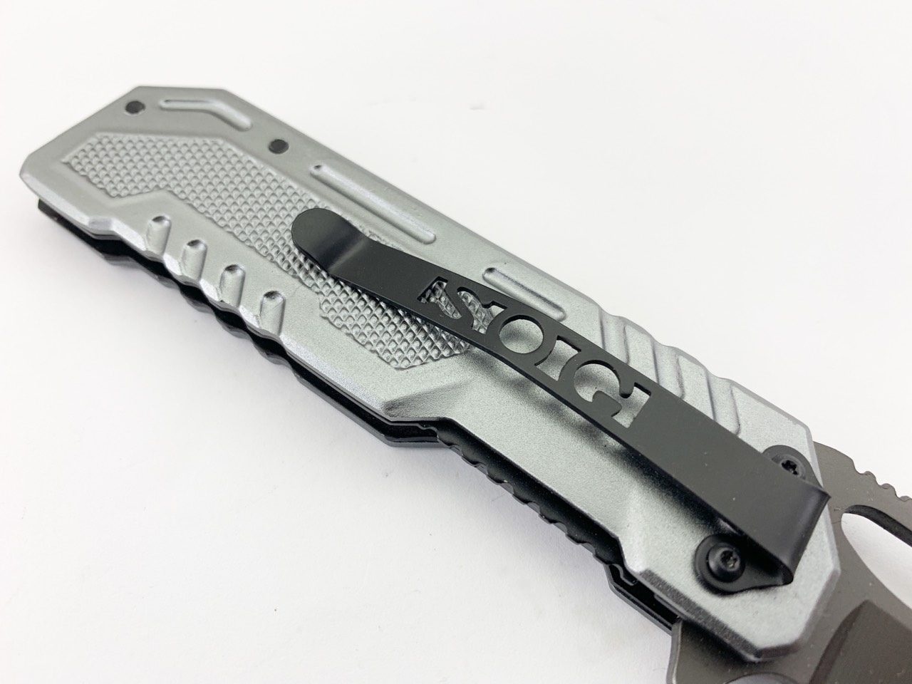 Сгъваем автоматичен нож Sog flash tanto частично серетирано острие