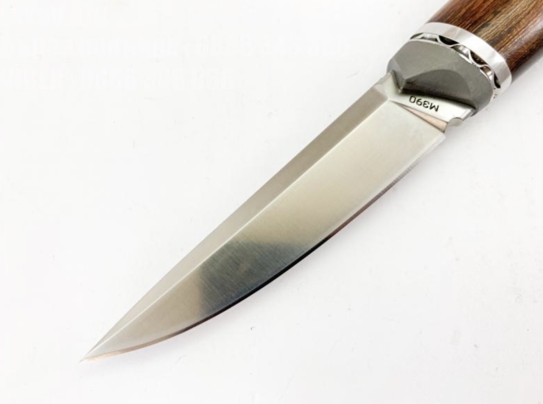 Ловен нож от закалена стомана M390
