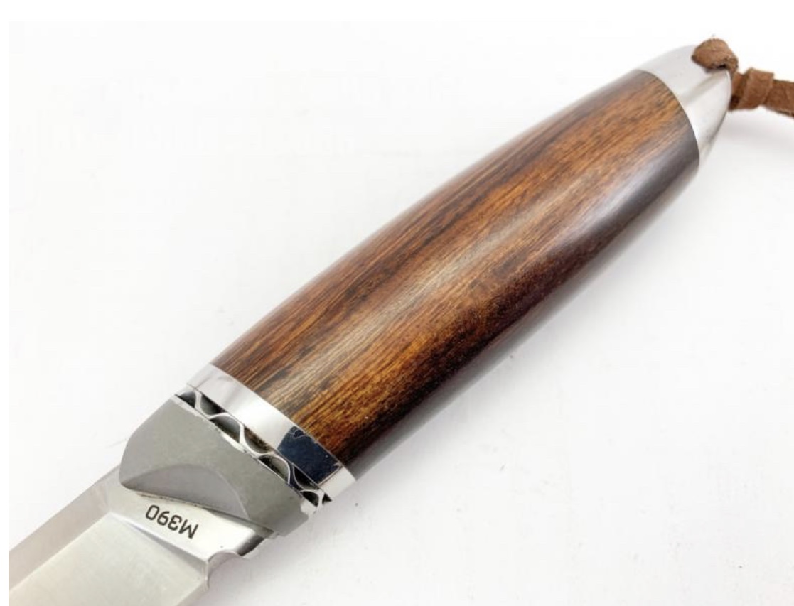 Ловен нож от закалена стомана M390