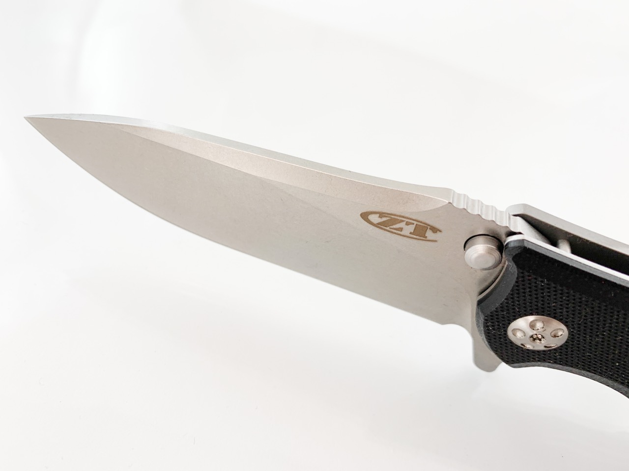 Zero Tolerance 0562 Elmax steel G10 Black handle Автоматичен сгъваем нож