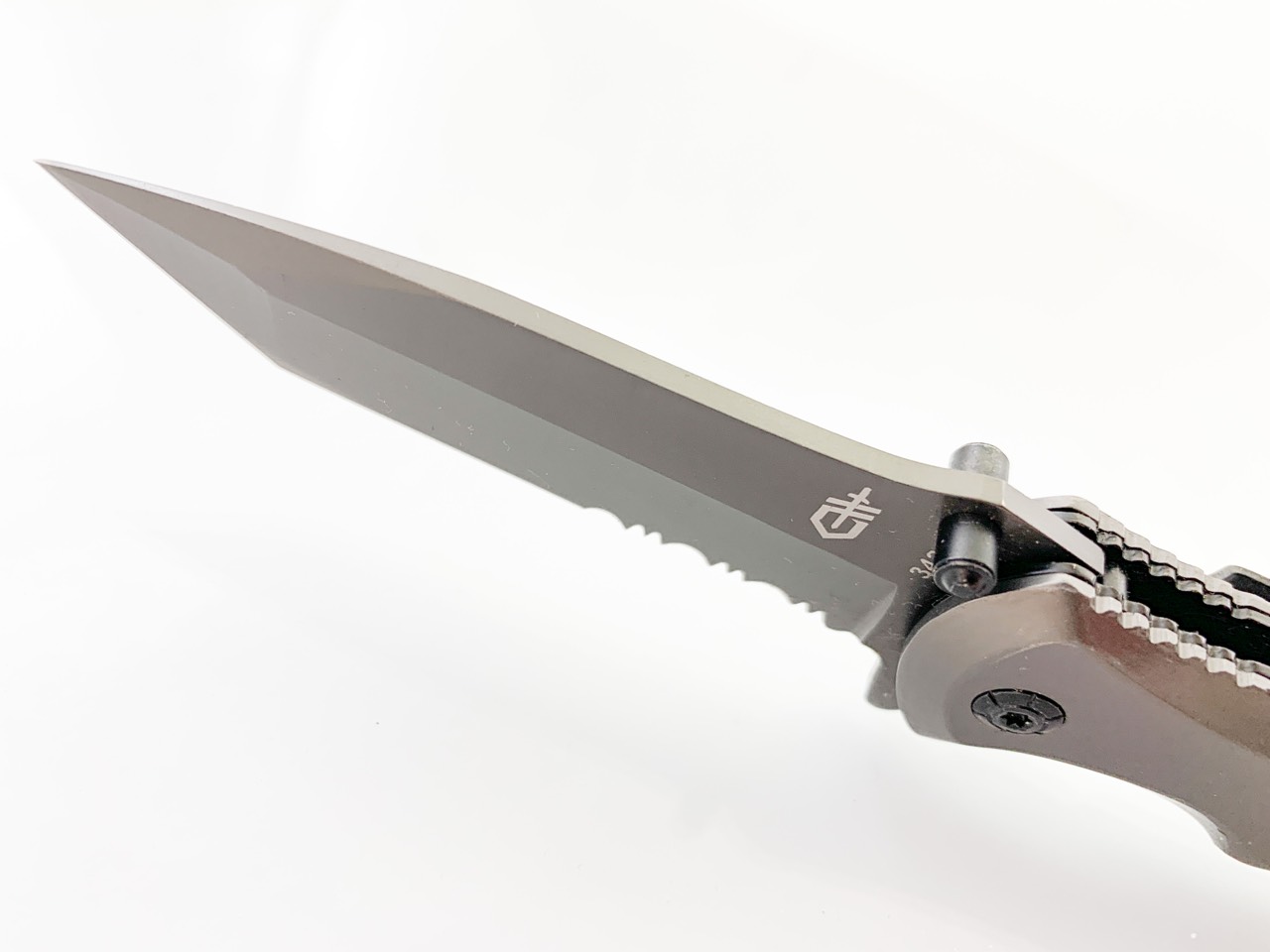 Сгъваем нож Bear Grylls Gerber 342 метален с иноксово покритие Tanto