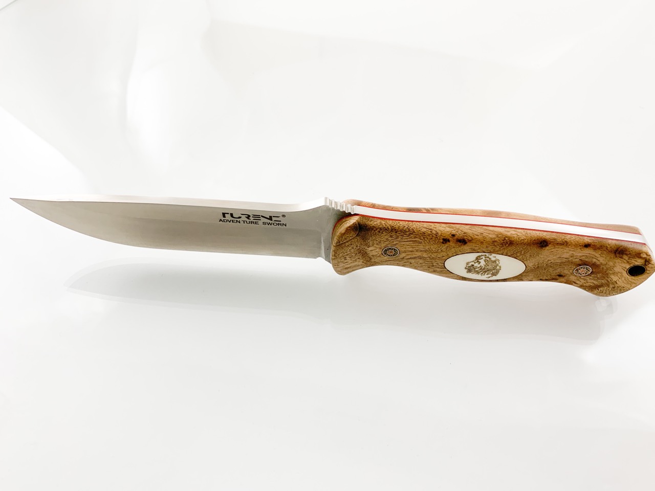 Ловен нож Bushcraft knife Материал на острието: A-2