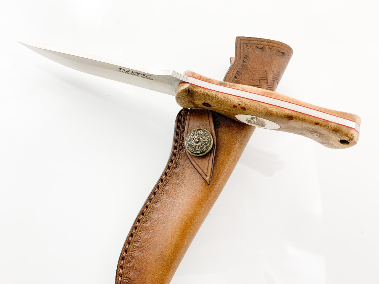 Ловен нож Bushcraft knife Материал на острието: A-2