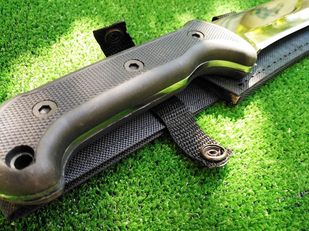 Масивно тежко мачете бяло за сечене на клони и дървета - Camillus CAM-BK6 jungle knife Масивно тежко мачете бяло за сечене на клони и дървета - Camillus CAM-BK6 jungle knife