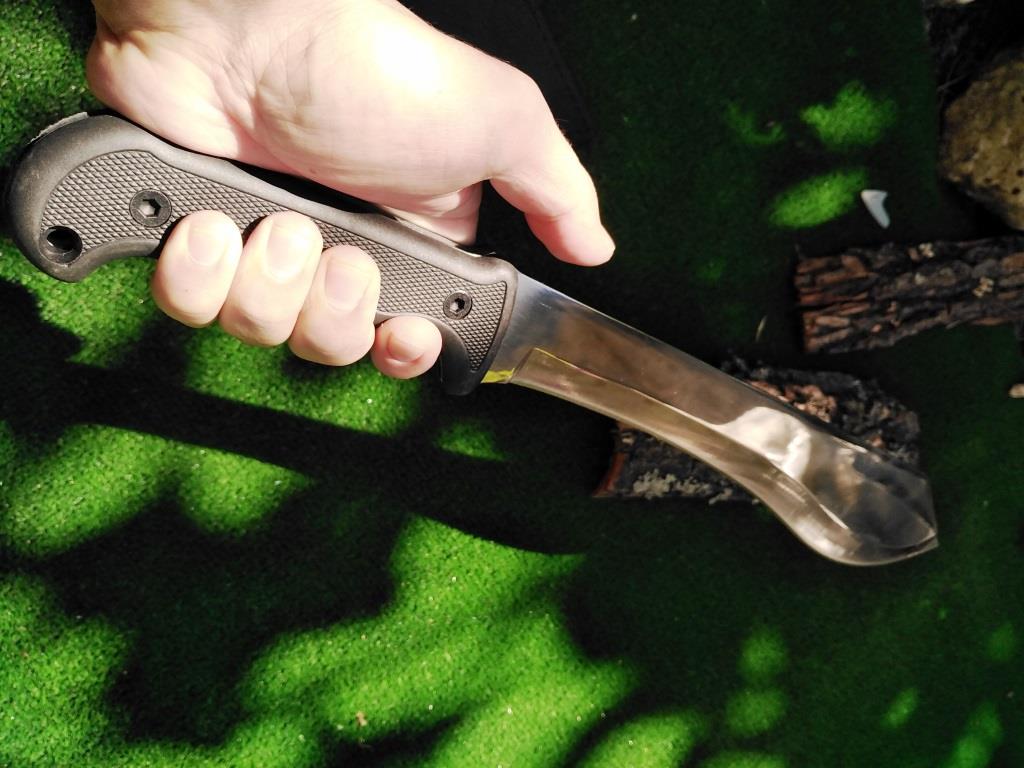 Масивно тежко мачете бяло за сечене на клони и дървета - Camillus CAM-BK6 jungle knife Масивно тежко мачете бяло за сечене на клони и дървета - Camillus CAM-BK6 jungle knife