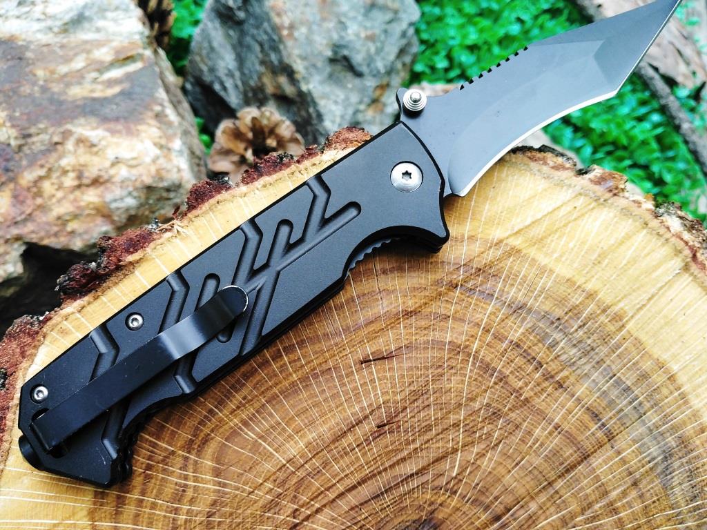 Сгъваем джобен нож Smith and Wesson 223АМ