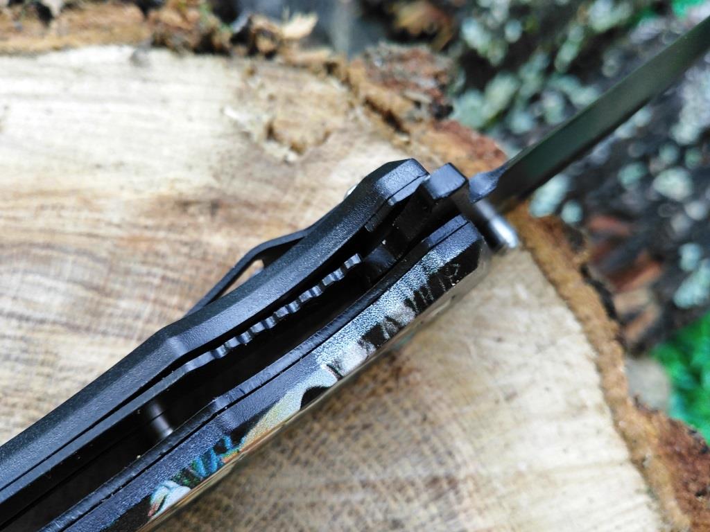 Сгъваем автоматичен нож с 3D print черно Асо Пика,резец за въжета и шип Сгъваем автоматичен нож с 3D print черно Асо Пика,резец за въжета и шип