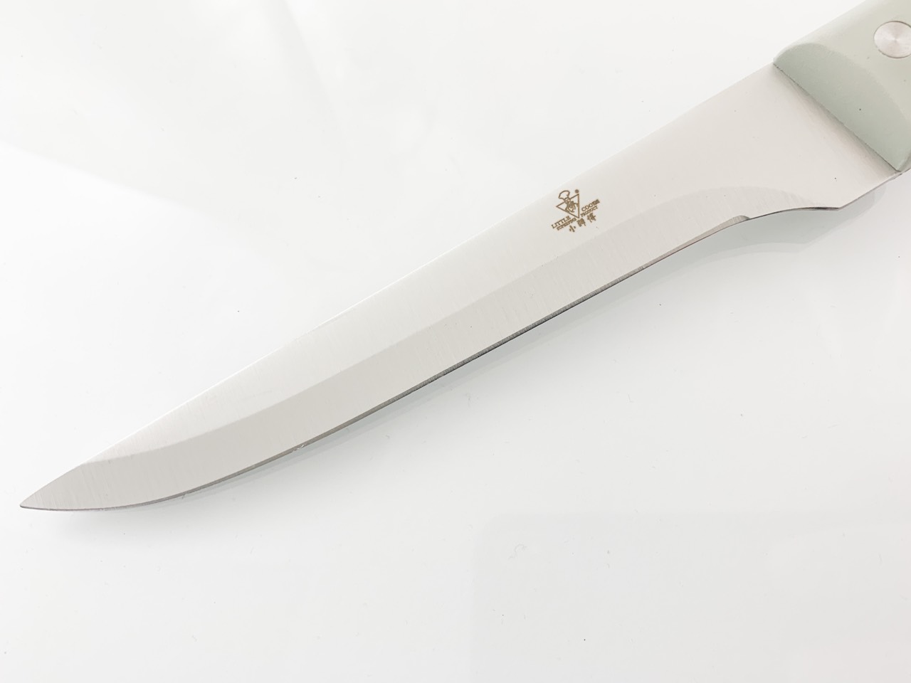 Кухненски нож за филетиране на риба ергономична дръжка средна твърдост