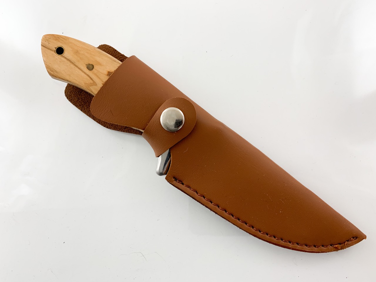 Ловен нож масивен от закалена стомана Magnum Boker steel 440A