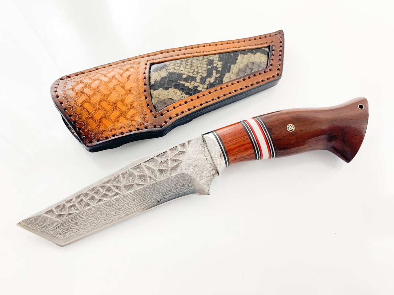 Ловен нож Bowie ръчно направен от дамаска японска стомана танто острие