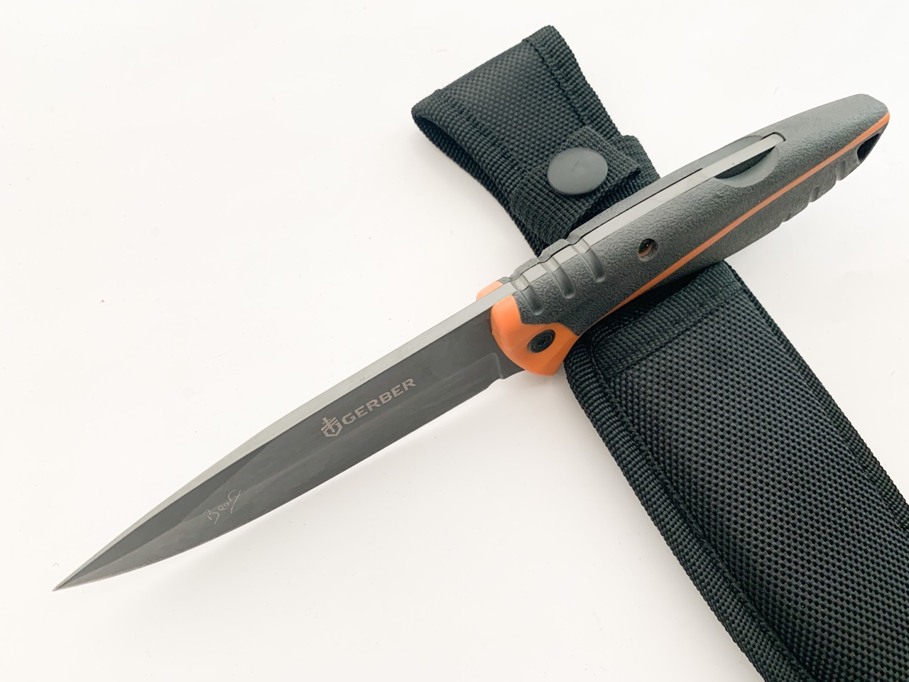Hunting gerber folding sheath model 31 000752,ловен нож с фиксирано острие и калъф за колана