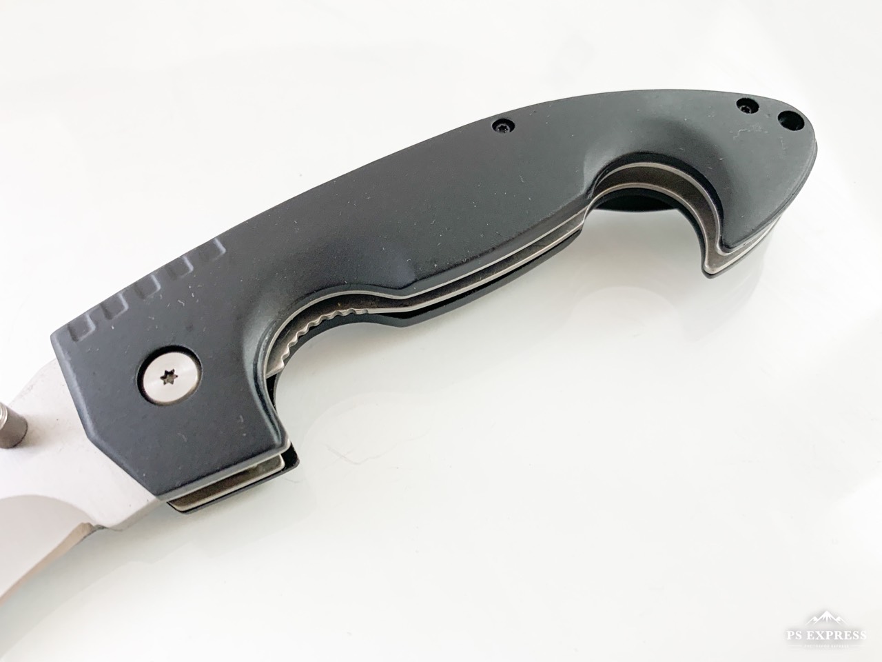 Масивен джобен сгъваем нож Cold Steel Spartan