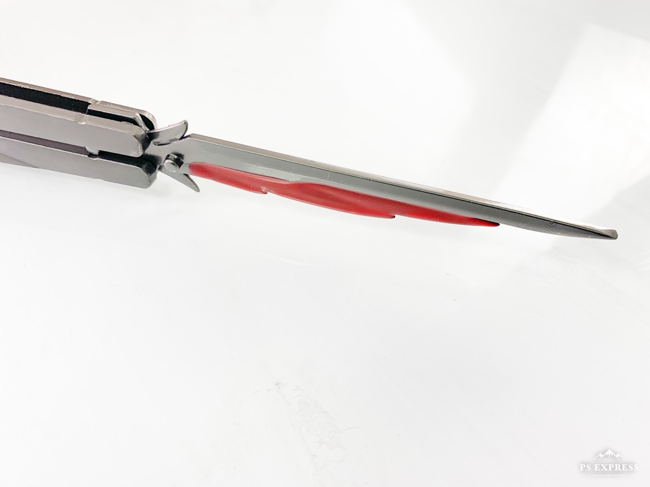 Тренировъчен нож пеперуда играта Frostmourne,не е остър за колекция или тренировка за трикове