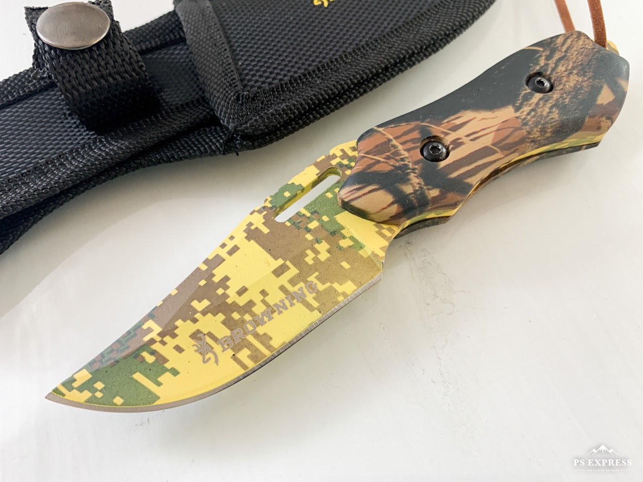 Малък ловен нож с маскровъчно покритие Military Browning