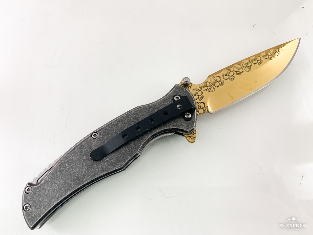 Browning Zombie Apocalypse Knife сгъваем автоматичен джобен нож с черепи