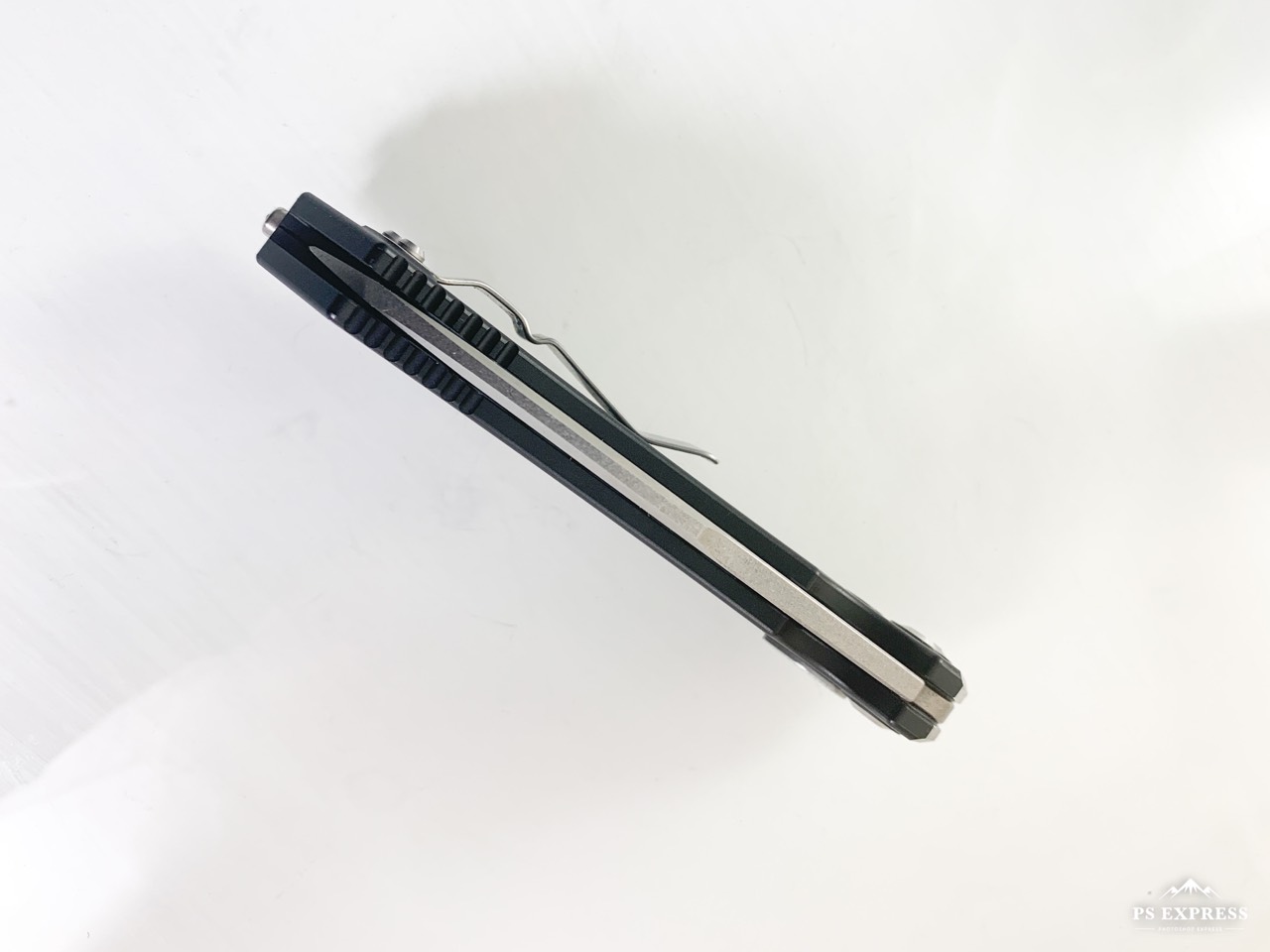 Сгъваем нож карамбит Microtech Hawk Auto Stonewash Standard 166-10