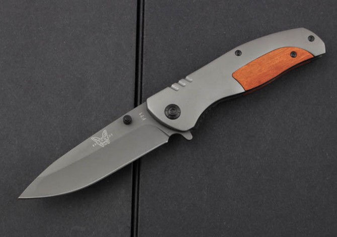 Сгъваем полуавтоматичен с линейно заключване нож Benchmade F71 Сгъваем полуавтоматичен с линейно заключване нож Benchmade F71