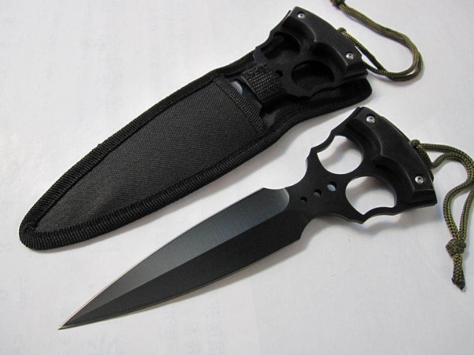 Черна тежка масивна кама тип бокс за самозащита