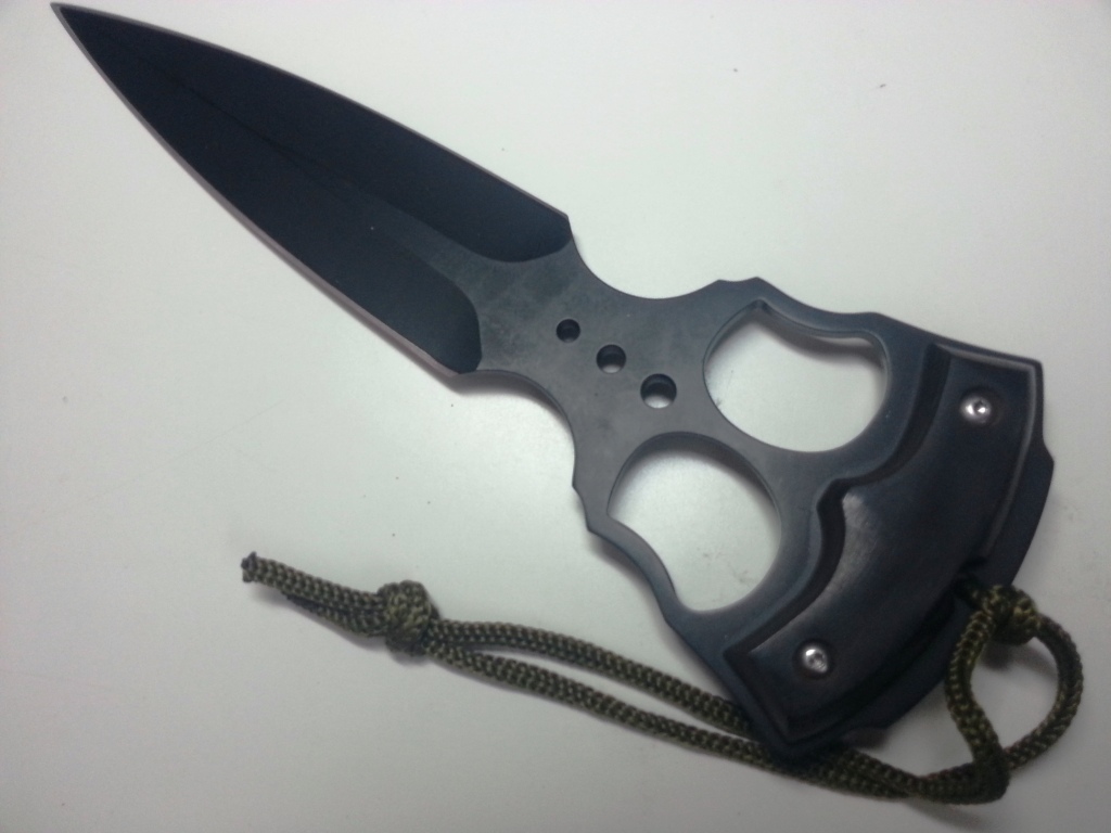 Черна тежка масивна кама тип бокс за самозащита