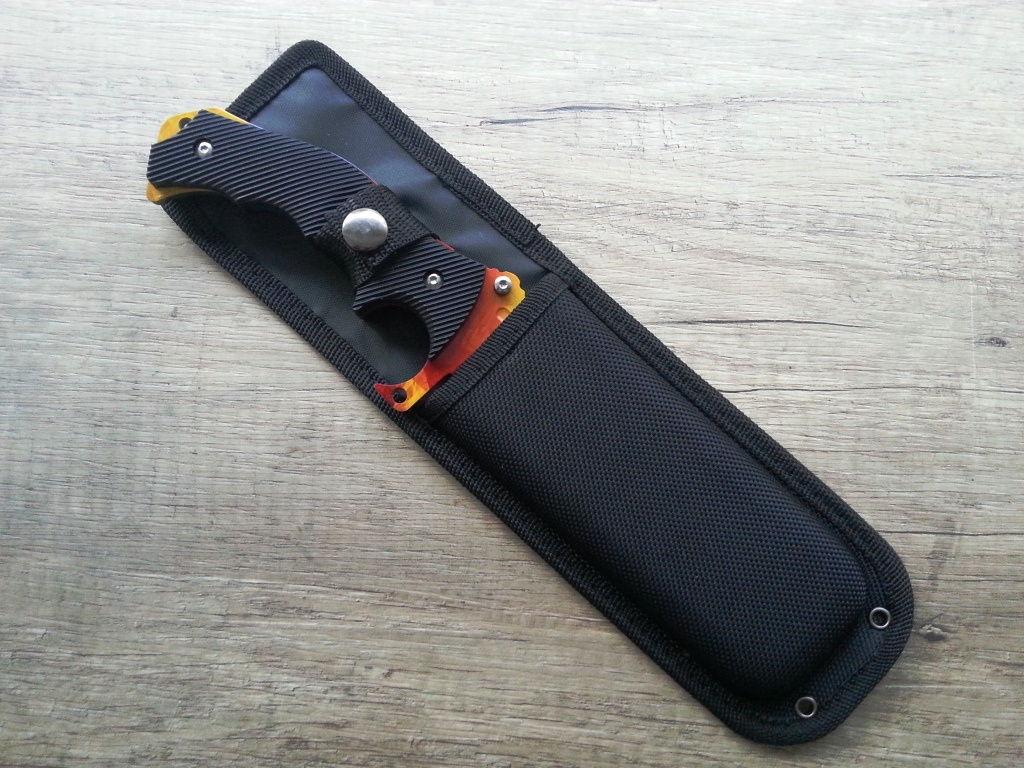 Ловен нож Huntsman Knife с острие от 440C стомана и текстилна кания