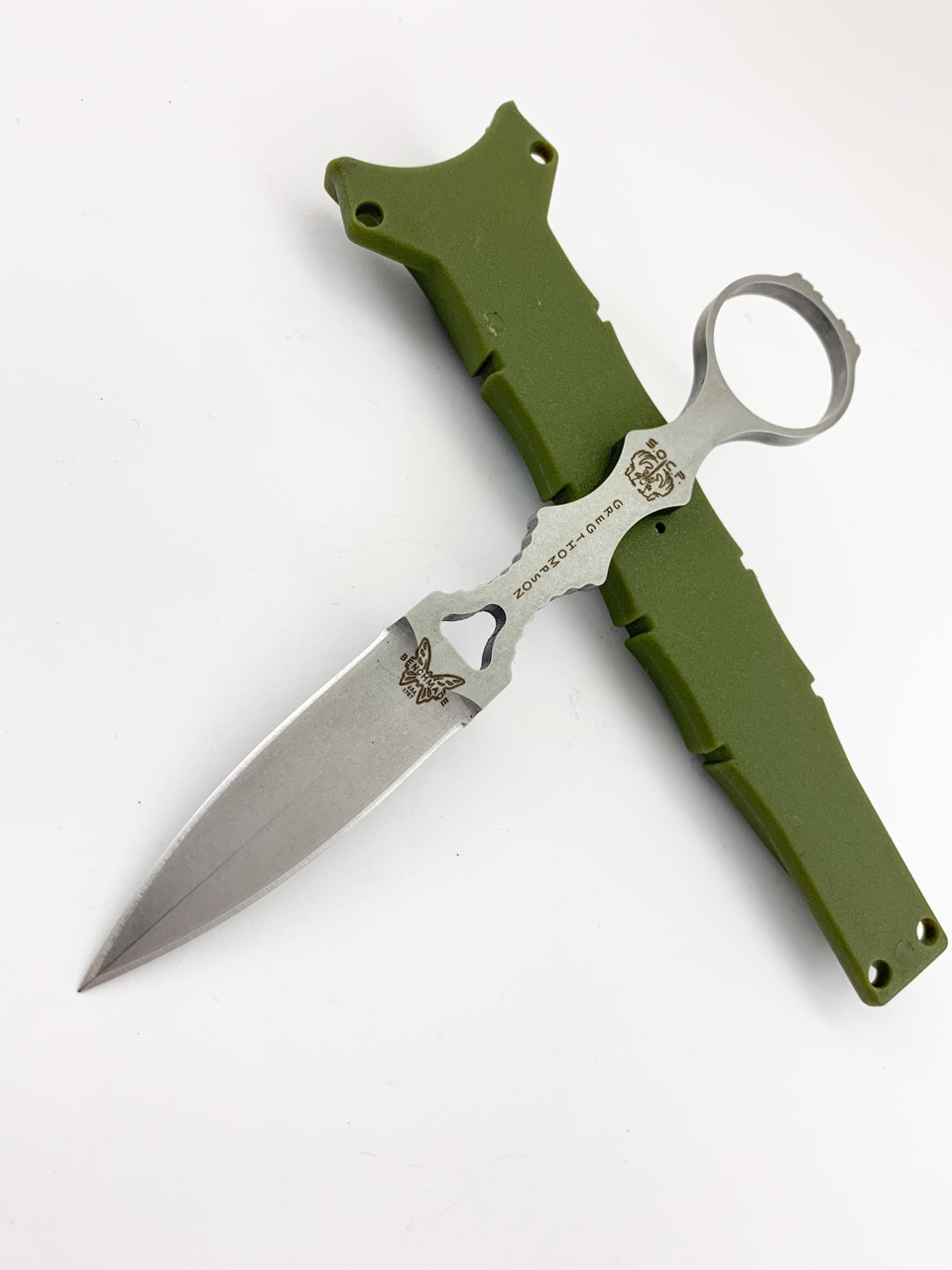 Тактически нож Benchmade 176 , зелен калъф от kydex